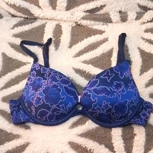 Victoria Secrets Bra 32A
